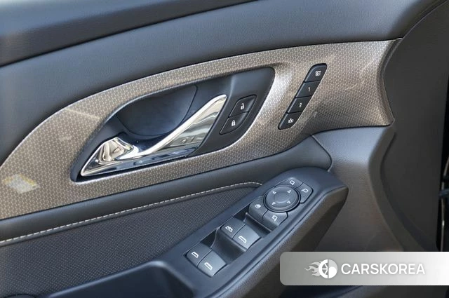 Chevrolet (GM Daewoo) Traverse 2022 Черный из Кореи, фото 4