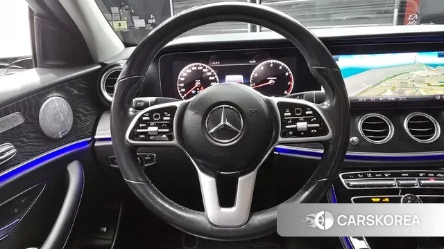 Mercedes-Benz E-Class W213 2019 Белый из Кореи, фото 4