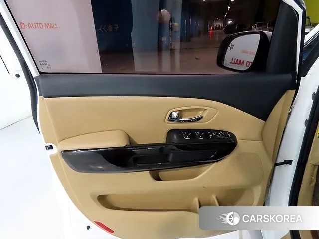 Kia The New Carnival 2018 Белый из Кореи, фото 4