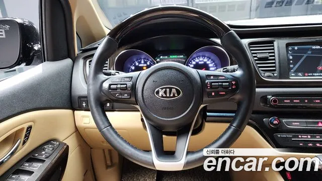 Kia The New Carnival id 2329004 из Кореи 4