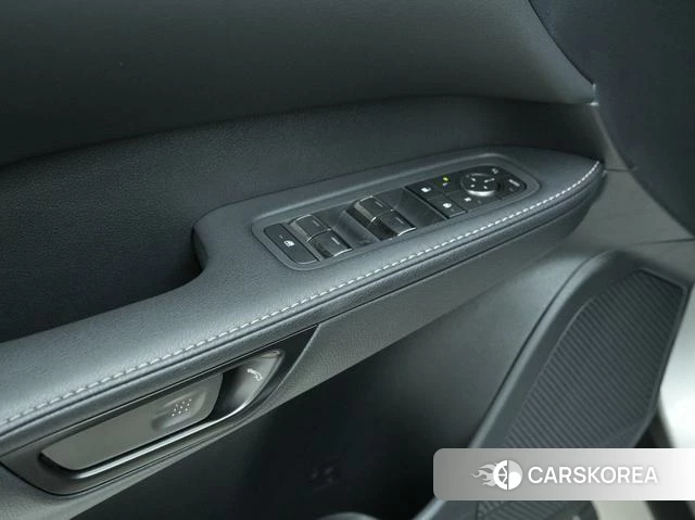 Lexus RX 2024 Серебристо-серый из Китая, фото 4