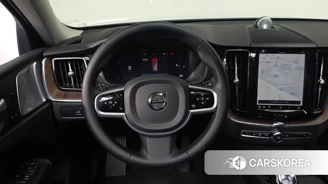 Volvo XC60 second Generation 2022 Белый из Кореи, фото 4