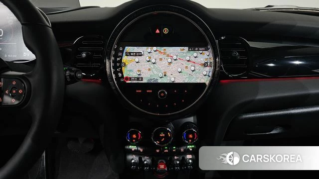 Mini Cooper 2024 Белый из Кореи, фото 4
