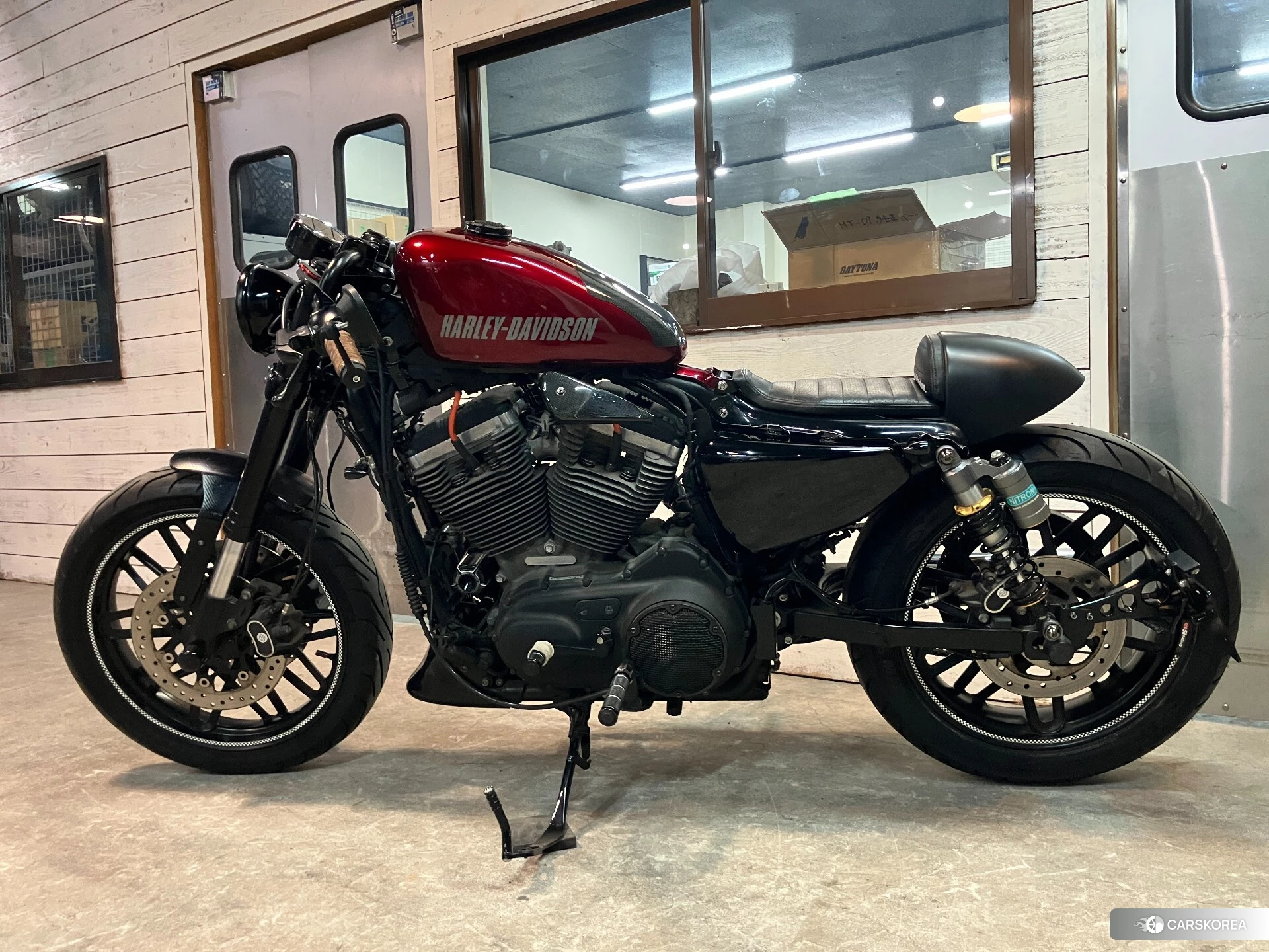 Harley-Davidson Sportster XL1200CX Roadster 2017 из Японии, фото 2
