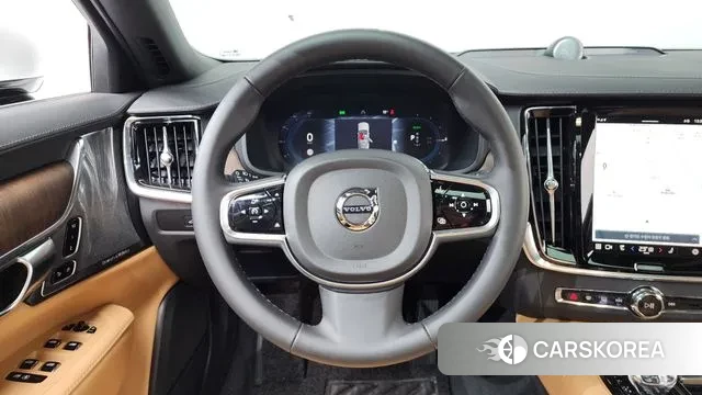 Volvo S90 2025 Белый из Кореи, фото 4