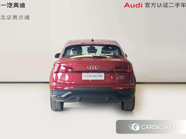 Audi Q5L Sportback 2023 Красный из Китая, фото 4