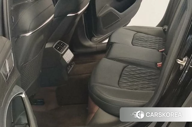 Audi A6L 2025 Черный из Китая, фото 4