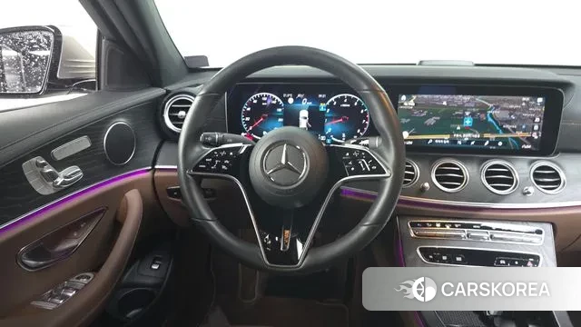 Mercedes-Benz E-Class W213 2022 Песочный из Кореи, фото 4