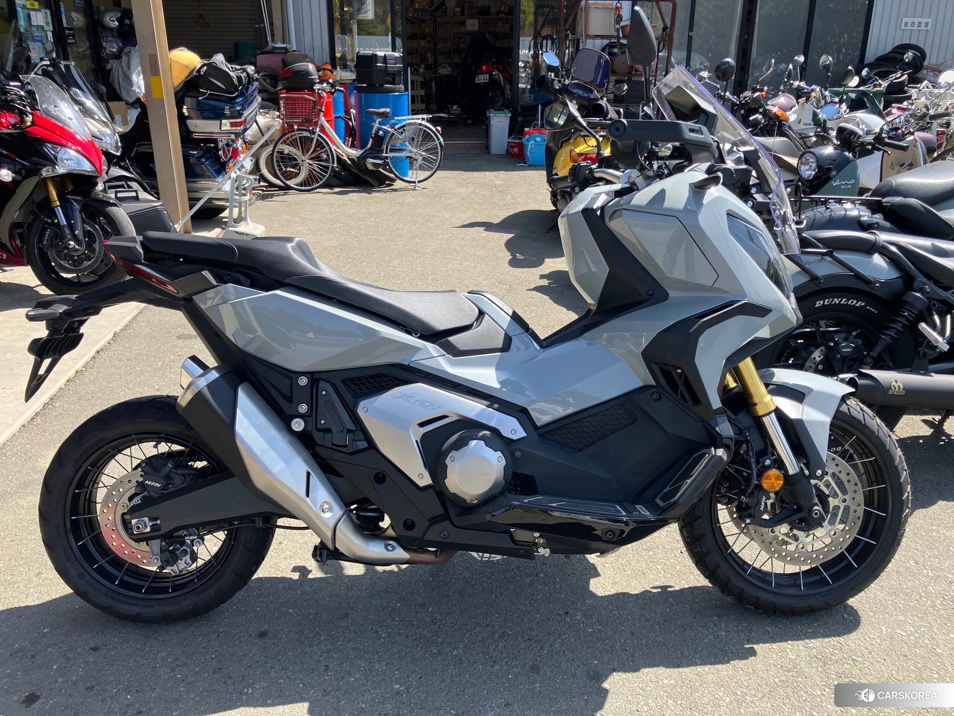 Проданный Honda X-ADV 750 id 3948851 из Японии