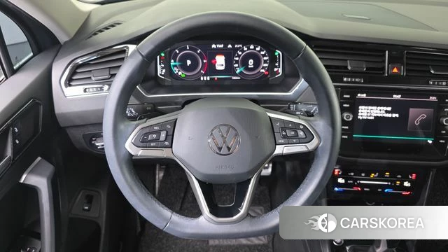 Volkswagen Tiguan second Generation 2022 Серый из Кореи, фото 4