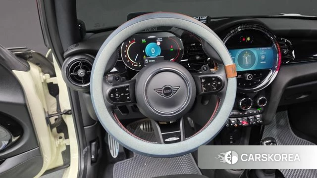 Mini Cooper S 2023 Жемчужный цвет из Кореи, фото 4