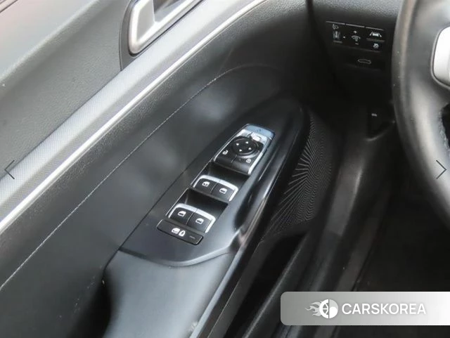 Kia K5 3rd generation 2023 Серый из Кореи, фото 4
