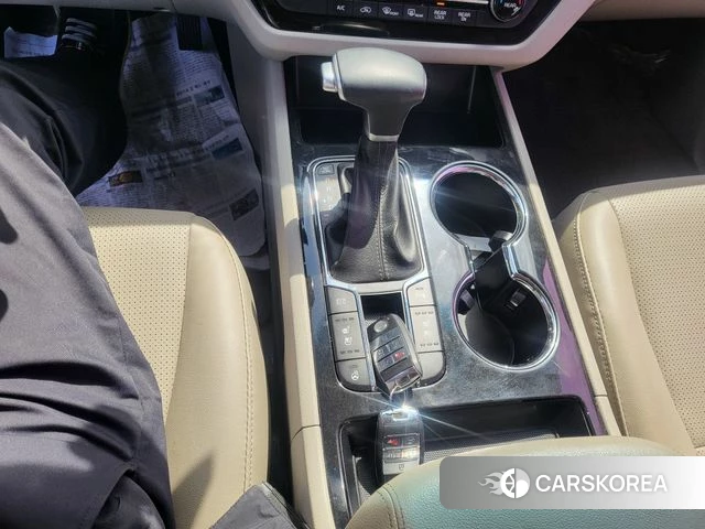 Kia The New Carnival 2018 Белый из Кореи, фото 4