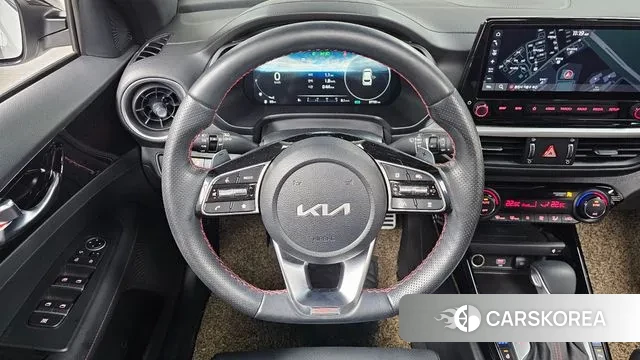 Kia The New K3 2nd generation 2021 Белый из Кореи, фото 4