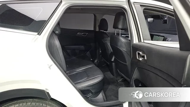 Kia Sportage 5th Generation 2022 Белый из Кореи, фото 4