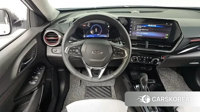 Chevrolet (GM Daewoo) Trax Crossover 2024 Белый из Кореи, фото 4