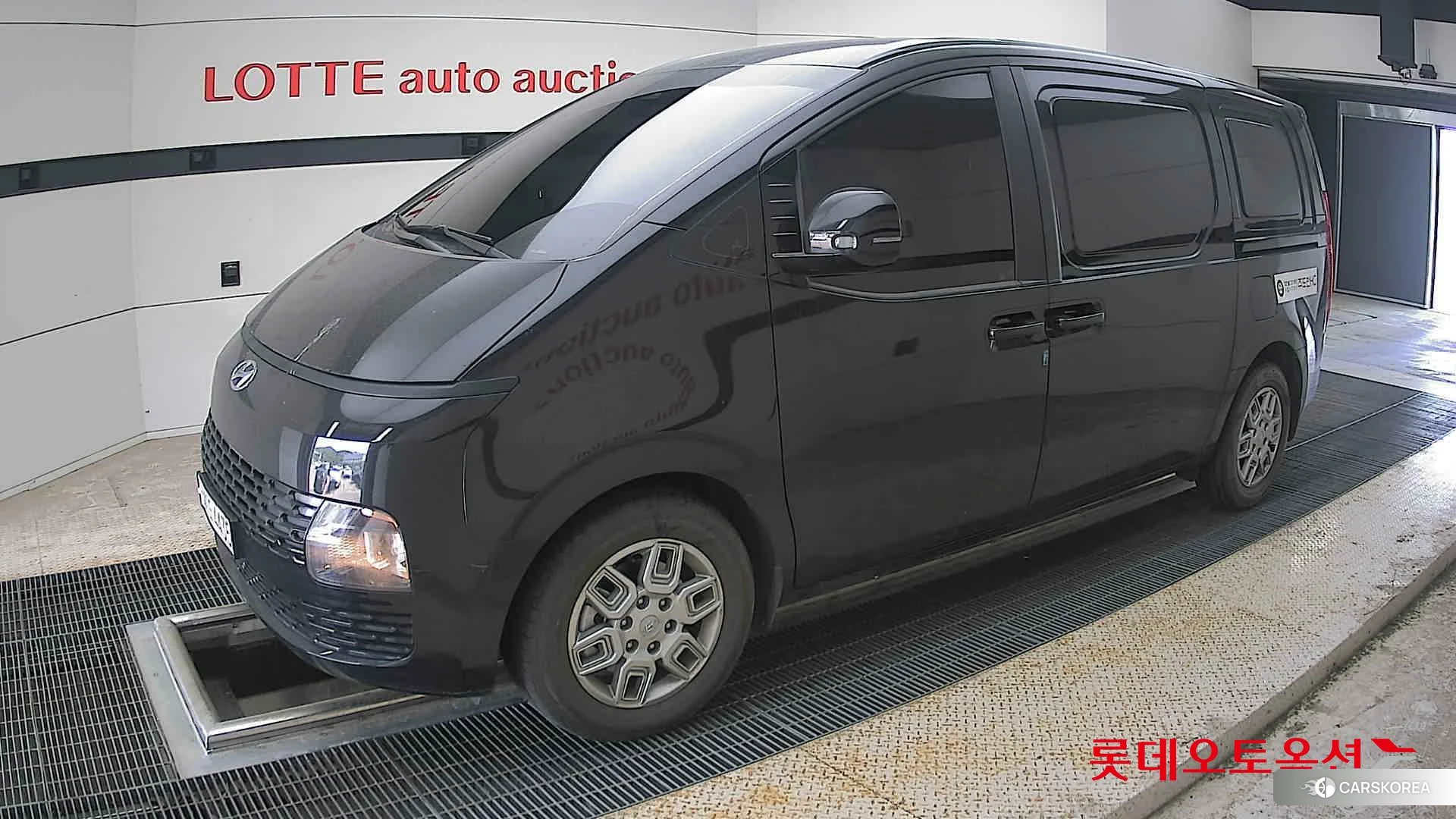 Hyundai Staria 2022 Черный из Кореи, фото 4