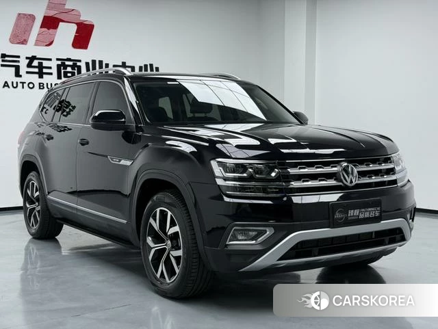 Volkswagen Tourang 2021 Черный из Китая, фото 4