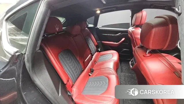 Maserati Levante 2019 Черный из Кореи, фото 4