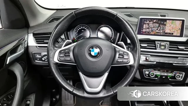 BMW X1 (F48) 2021 Черный из Кореи, фото 4