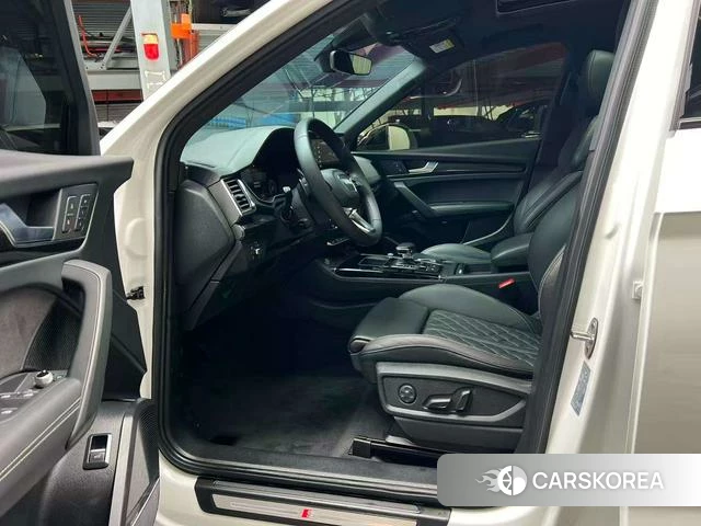 Audi Q5L Sportback 2022 Белый из Китая, фото 4
