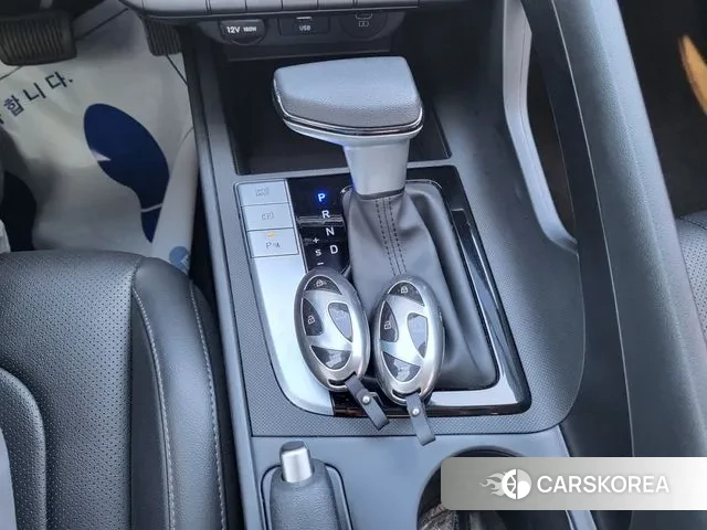 Hyundai The New Avante (CN7) 2023 Белый из Кореи, фото 4