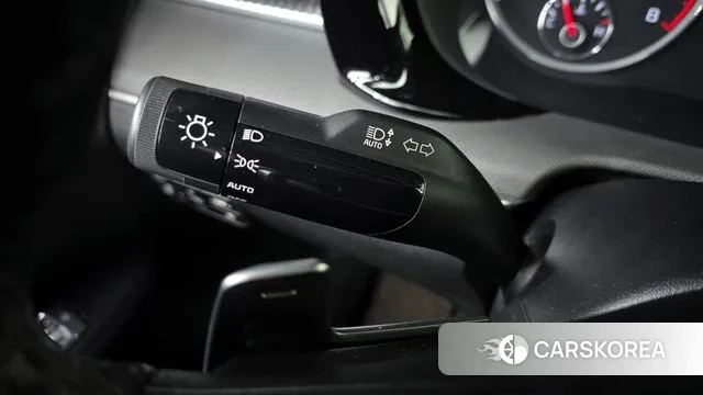 Kia K5 3rd generation 2023 Белый из Кореи, фото 4