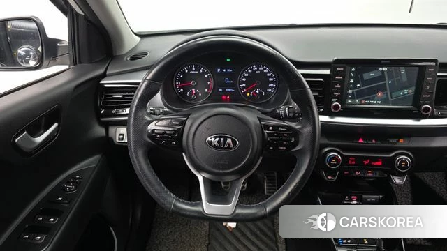 Kia Stonic 2018 Белый из Кореи, фото 4