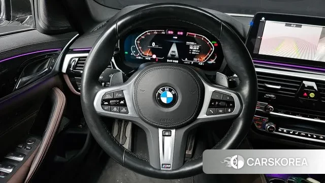 BMW 5 Series (G30) 2023 Белый из Кореи, фото 4