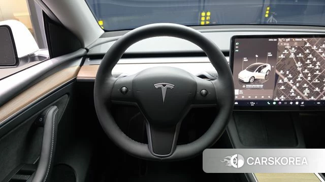 Tesla Model Y 2024 Белый из Кореи, фото 4