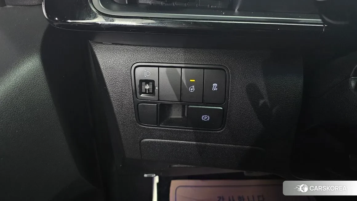 Hyundai Staria 2023 Белый из Кореи, фото 4