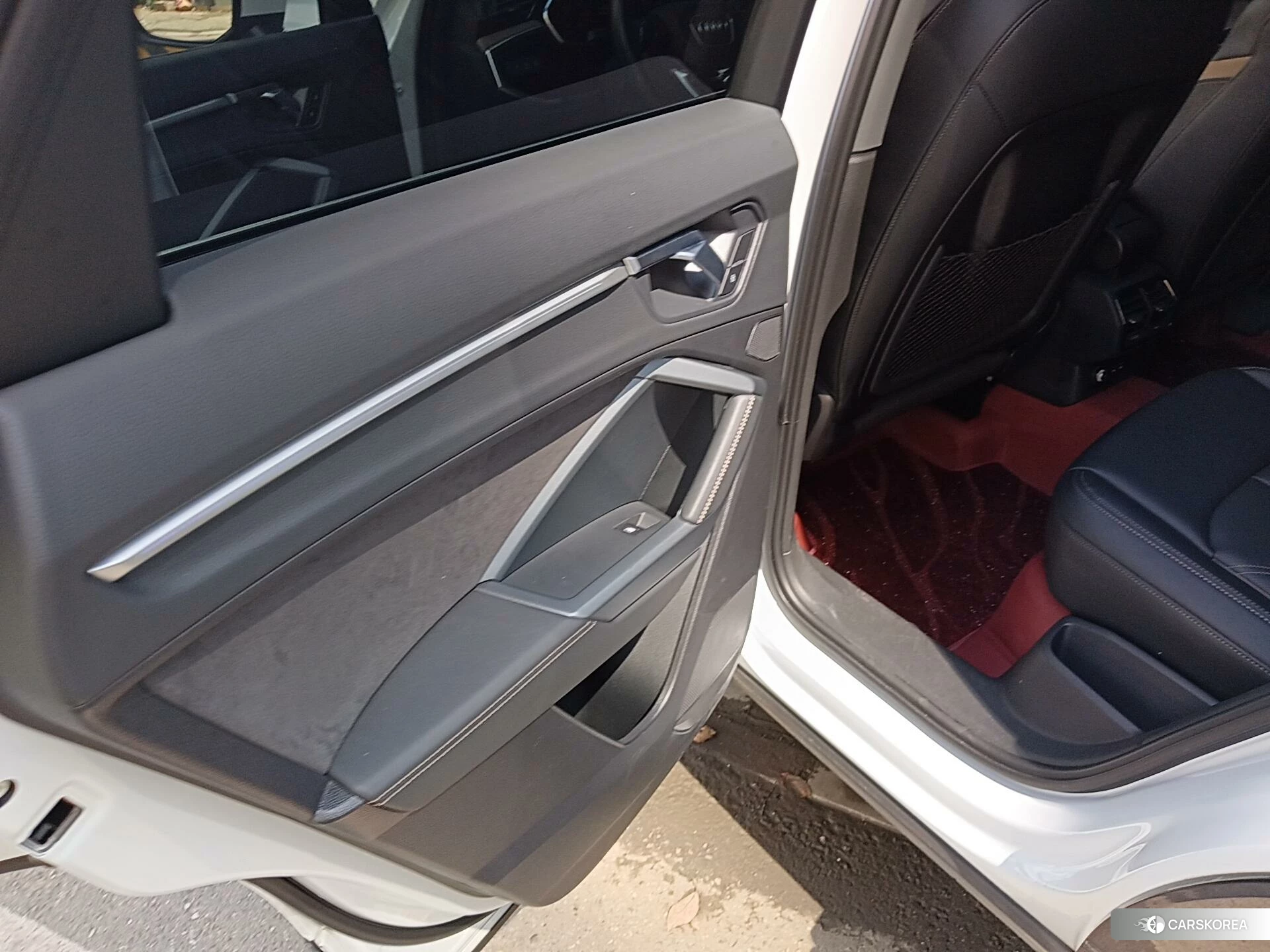 Audi Q3 2023 Белый из Китая, фото 4
