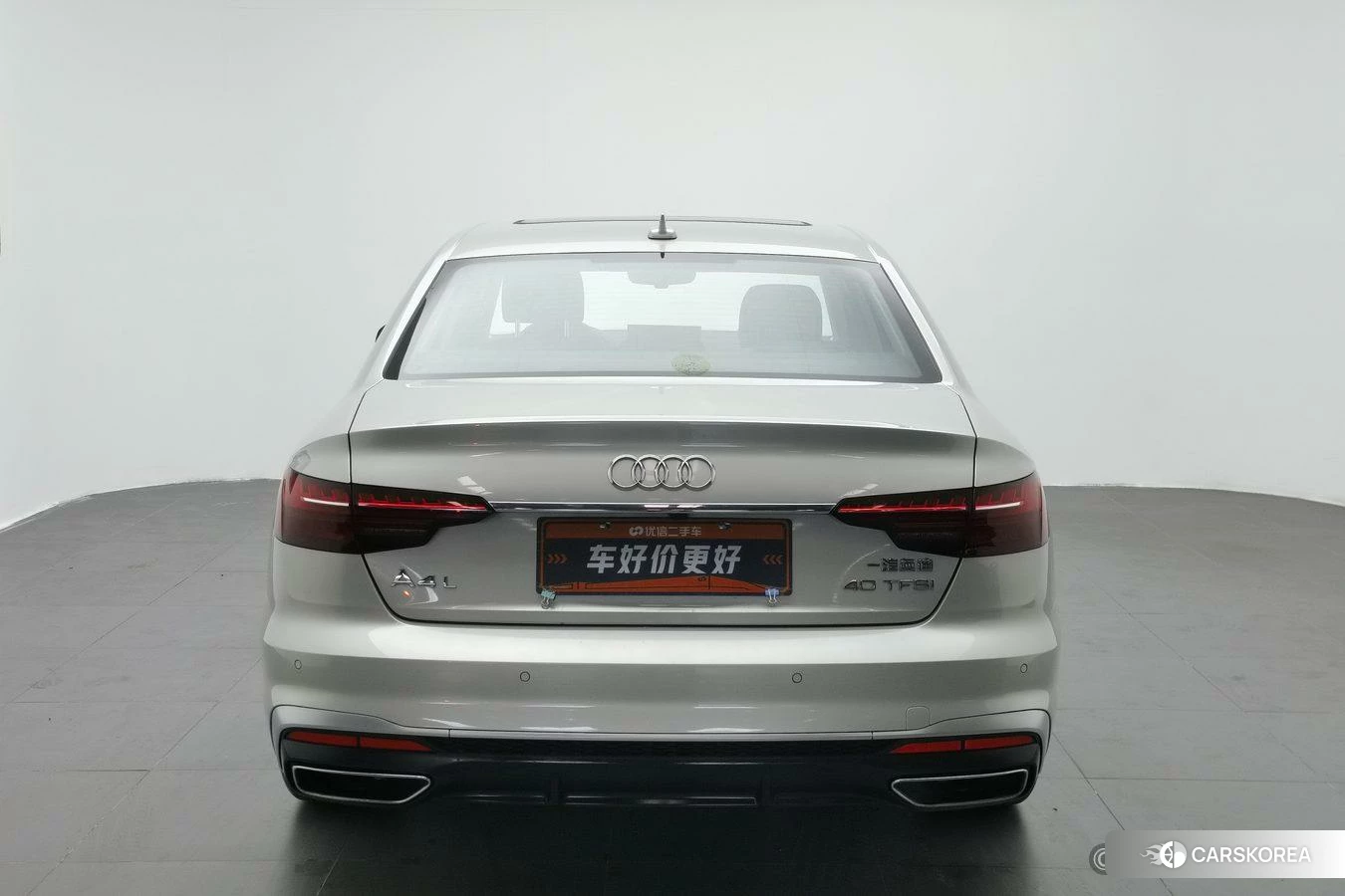 Audi A4L 2020 Серебристо-серый из Китая, фото 4