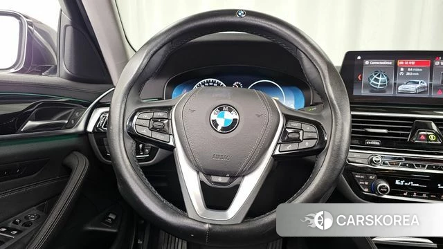 BMW 5 Series (G30) 2019 Серый из Кореи, фото 4