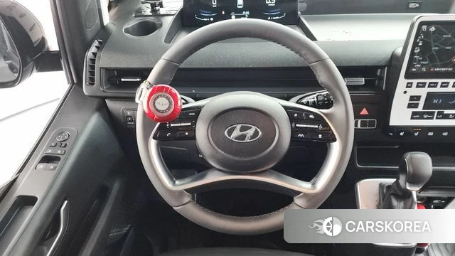 Hyundai Staria 2023 Черный из Кореи, фото 4