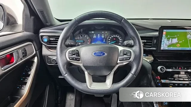 Ford Explorer 6th Generation 2022 Белый из Кореи, фото 4