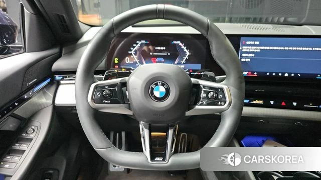 BMW 5 Series (G60) 2024 Синий из Кореи, фото 4