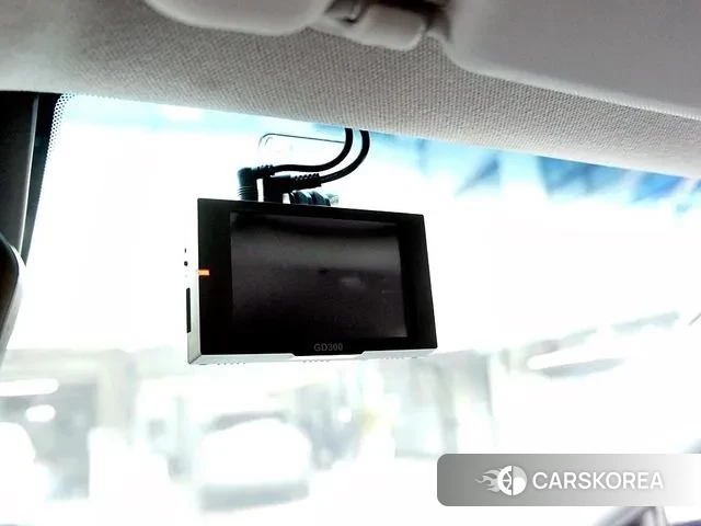 Hyundai Kona 2018 Белый двухцветный из Кореи, фото 4