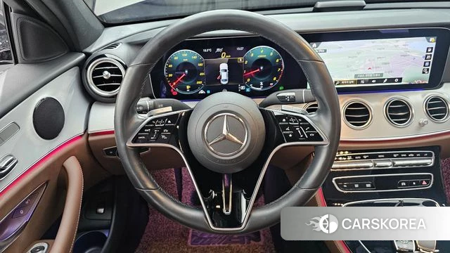 Mercedes-Benz E-Class W213 2021 Серый из Кореи, фото 4