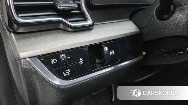 Kia Sportage 5th Generation 2022 Белый из Кореи, фото 4