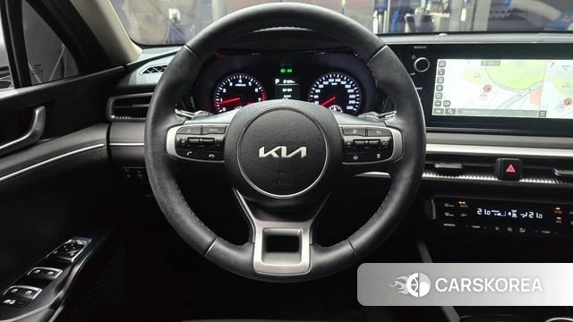 Kia K5 3rd generation 2022 Серебристо-серый из Кореи, фото 4