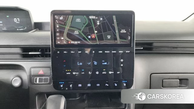 Hyundai Staria 2022 Белый из Кореи, фото 4