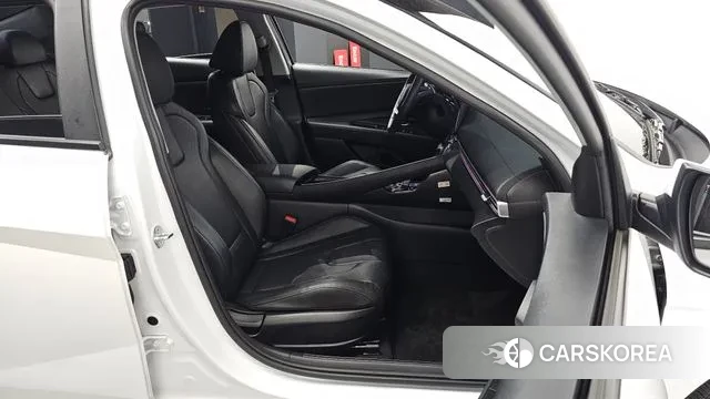 Hyundai The New Avante (CN7) 2023 Белый из Кореи, фото 4