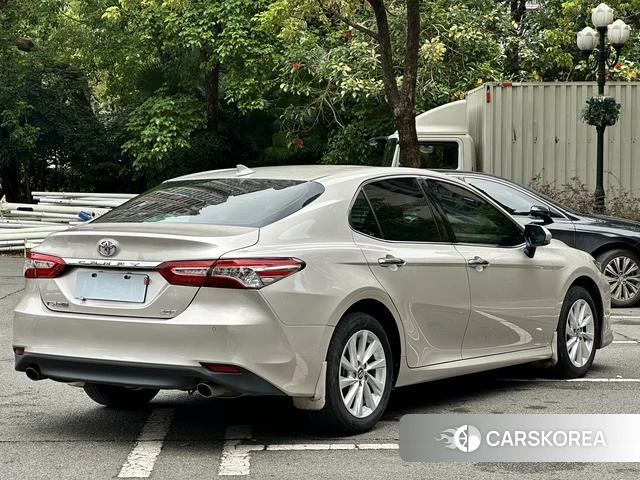 Toyota Camry 2022 Шампань из Китая, фото 4