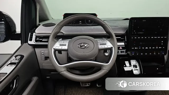 Hyundai Staria 2023 Серый из Кореи, фото 4