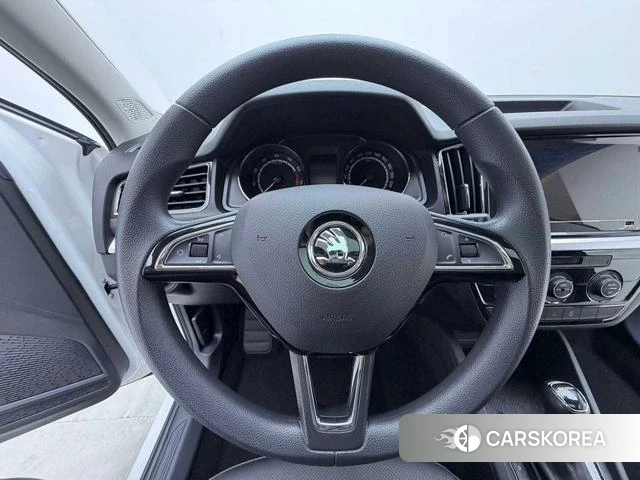 Skoda Komick 2022 Белый из Китая, фото 4
