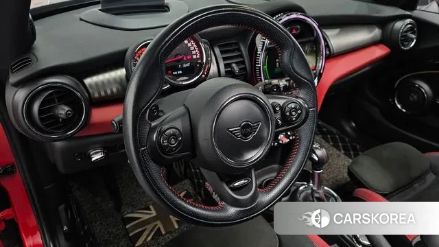 Mini Cooper S 2019 Красный из Кореи, фото 4
