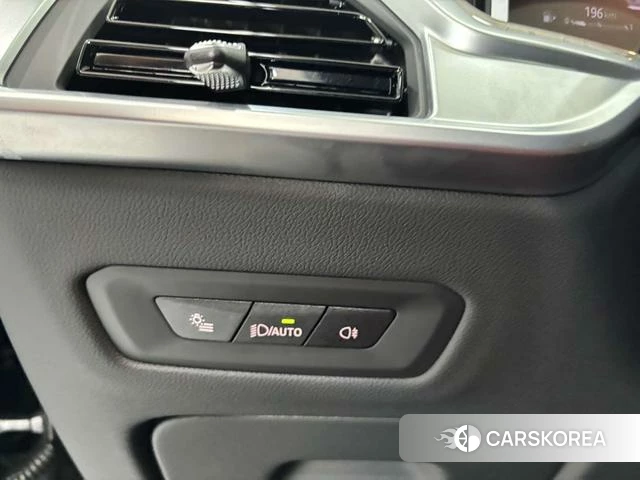 BMW X5 2026 Черный из Китая, фото 4