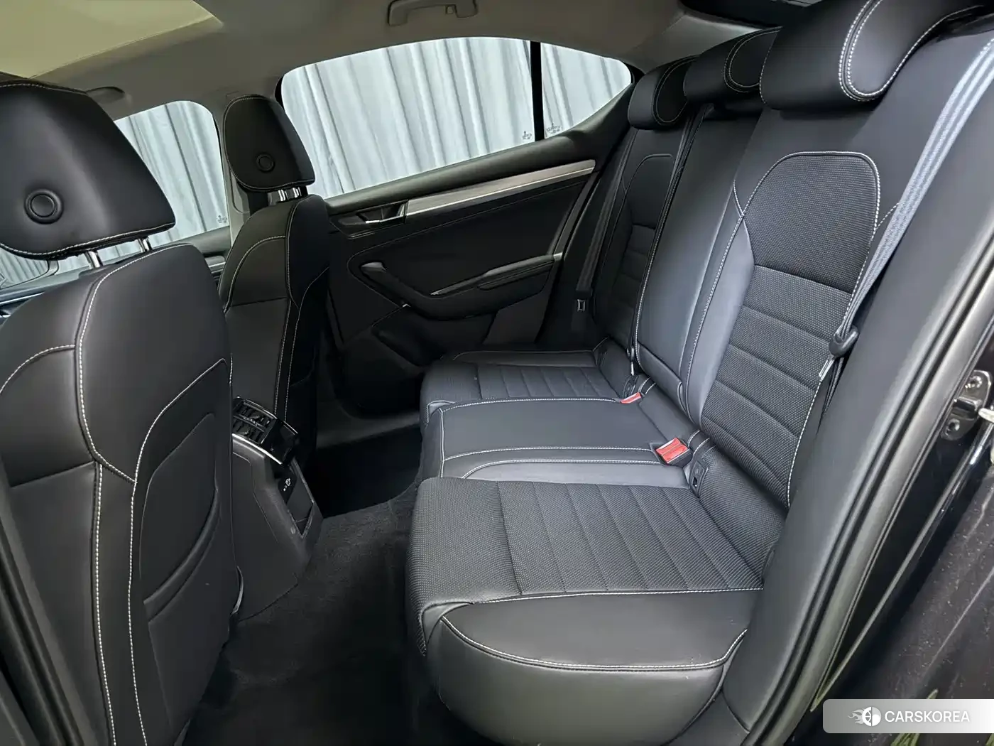 Skoda Superb 2023 Черный из Китая, фото 4