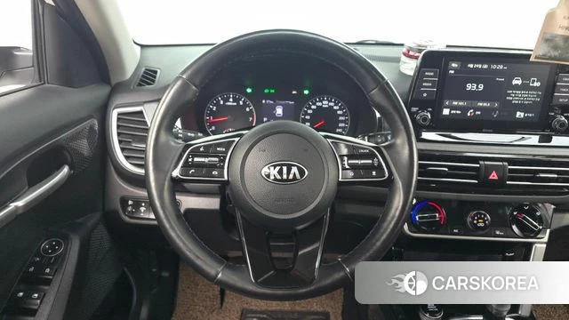Kia Seltos 2019 Белый из Кореи, фото 4